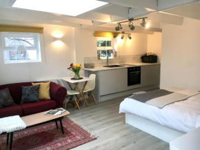 Brighton Boutique Garden Studio with Free Parking